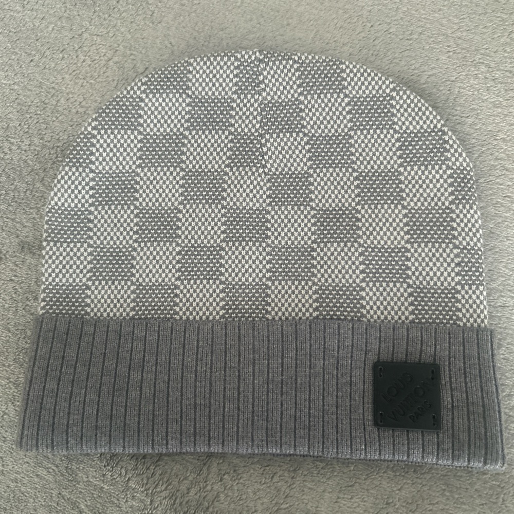 🧢 Black Knit Beanie – Checkered Pattern – New w/ Tags